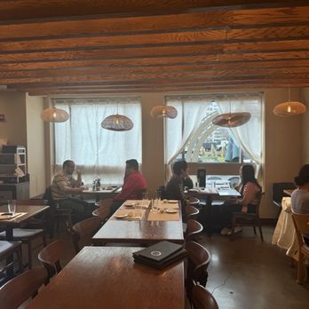 Cafe Ile - Sushi Bars Near Me - McLean, Virginia