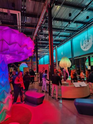 Kiewit Luminarium by null