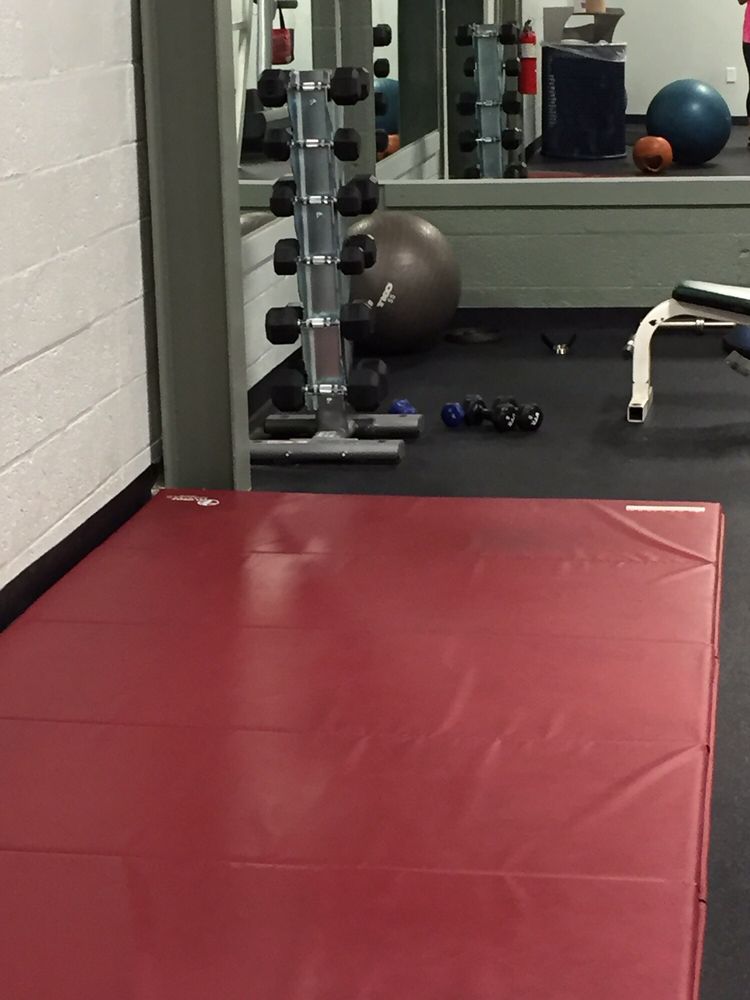 WORK OUT WORLD 13 Photos & 164 Reviews Gyms 41 Seyon St, Waltham