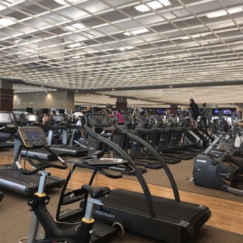 Life Time - Gyms Near Me - Phoenix, Arizona