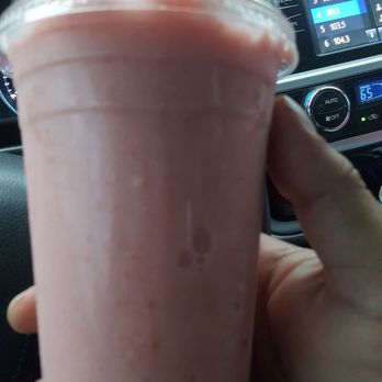 Cascada Refrescante - A very disappointing Strawberry Banana Smoothie that taste like foam and water. - Ice Cream & Frozen Yogurt Near Me - Buena Park, California Cascada Refrescante - A very disappointing Strawberry Banana Smoothie that taste like foam and water. - Ice Cream & Frozen Yogurt Near Me - Buena Park, California
