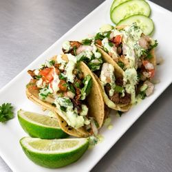 Confessions Bar & Restaurant Lounge - Chicken shrimp tacos