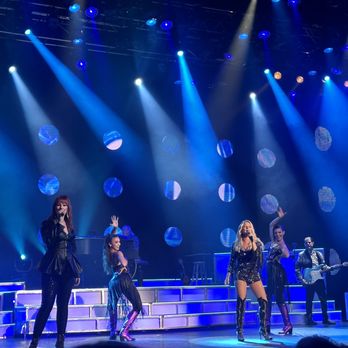 Alabama Theatre - The singers were amazing - Performing Arts Near Me - North Myrtle Beach, South Carolina Alabama Theatre - The singers were amazing - Performing Arts Near Me - North Myrtle Beach, South Carolina