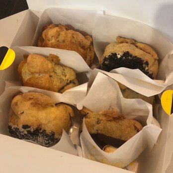 Mochi - An assortment of Beard Papa's - Ice Cream & Frozen Yogurt Near Me - Irvine, California Mochi - An assortment of Beard Papa's - Ice Cream & Frozen Yogurt Near Me - Irvine, California
