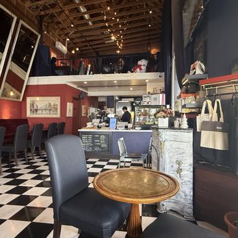 Cafe Loft - Vibe of the cafe - Coffee & Tea Near Me - Los Angeles, California