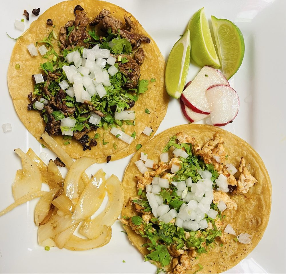 Food from Taqueria Los Altos