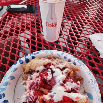 Cakes & Creams - Funnel cake with strawberry and a shake - Pizza Near Me - Branson, Missouri Cakes & Creams - Funnel cake with strawberry and a shake - Pizza Near Me - Branson, Missouri