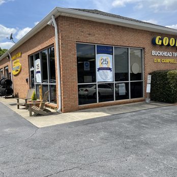 Buckhead Tire Auto Repair 33 Photos 53 Reviews Tires 3830 Roswell Rd Ne Atlanta Ga Phone Number