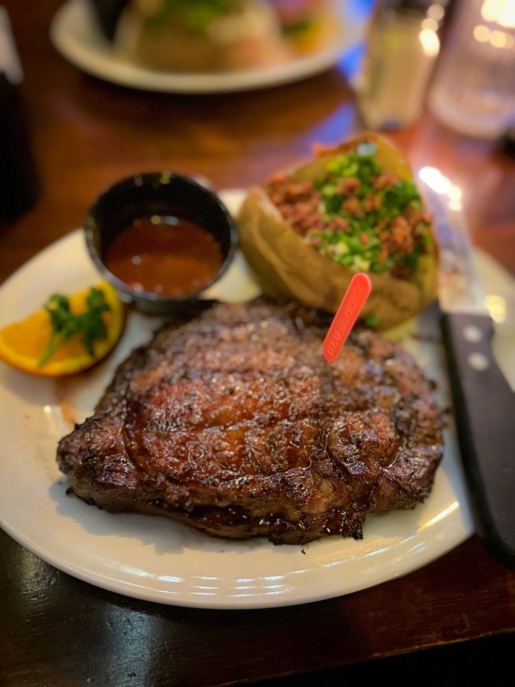 WOLF LODGE INN STEAKHOUSE - CLOSED - Updated November 2024 - 291 Photos