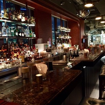 Vea Restaurant & Lounge - Cocktail Bars Near Me - Hong Kong, HK