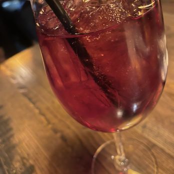 Twisted Tavern - Sangria - Burgers Near Me - St Peters, Missouri