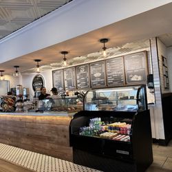 Crema Gourmet  - Counter