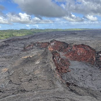 Fissure 8 Viewing Area - From above, you can see the path the lava river flowed from Fissure 8 out towards the ocean. Massive scale - Walking Tours Near Me - Pāhoa, Hawaii