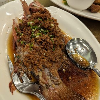 King Chef - Garlic fish - Chinese Near Me - Manila, NCR