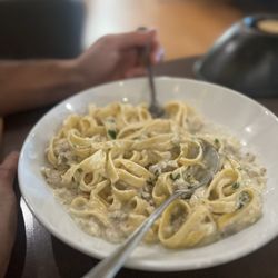 Rosaria's on Third Street - Fettuccine Alfredo