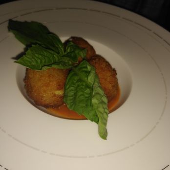 CAV Restaurant - Restaurant Week 2019 goat cheese appetizer - New American Near Me - Providence, Rhode Island