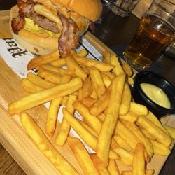 La Taverne