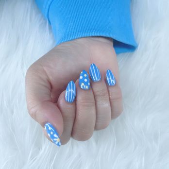 Luxurious Nails & Spa - Nail Salons Near Me - Imperial Beach, California