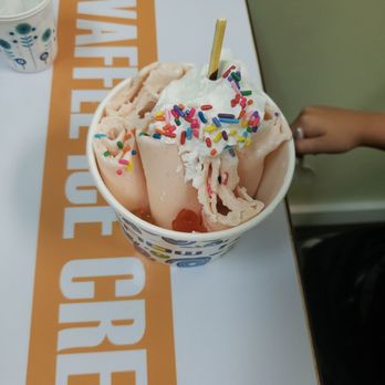 Snow Kool Ice Cream Rolls - Ice Cream & Frozen Yogurt Near Me - Doral, Florida Snow Kool Ice Cream Rolls - Ice Cream & Frozen Yogurt Near Me - Doral, Florida