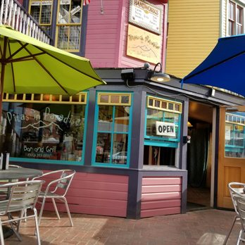 Pitas In Paradise - Cool looking building and fresh eats. - Mediterranean Near Me - Crested Butte, Colorado Pitas In Paradise - Cool looking building and fresh eats. - Mediterranean Near Me - Crested Butte, Colorado