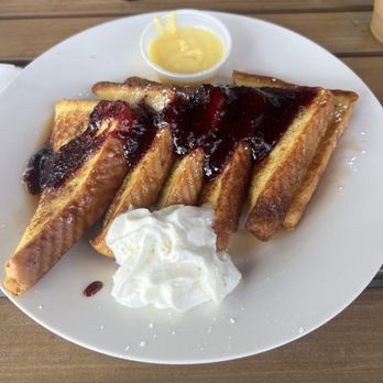 Farmhouse Cafe - Breakfast & Brunch Near Me - Wendell, North Carolina
