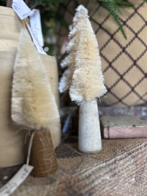 Warehouse Antique Mall Marion IL by null