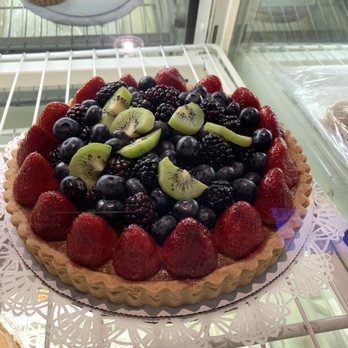 Walters - Fruit dessert - Breakfast & Brunch Near Me - Claremont, California