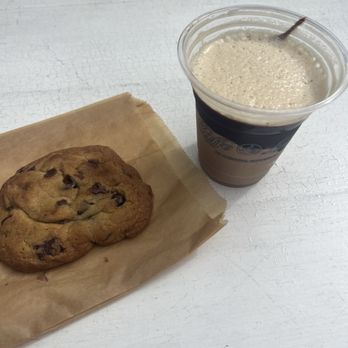 Caffe Luxxe - Cafe shakerato & chocolate chip cookie - Coffee Roasteries Near Me - Santa Barbara, California Caffe Luxxe - Cafe shakerato & chocolate chip cookie - Coffee Roasteries Near Me - Santa Barbara, California