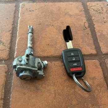 Key & Remote - 2015 Honda civic driver door lock, damaged from attempted break in. - Keys & Locksmiths Near Me Key & Remote - 2015 Honda civic driver door lock, damaged from attempted break in. - Keys & Locksmiths Near Me