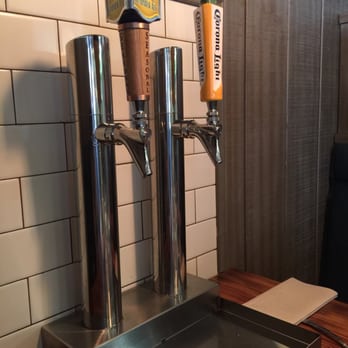 Bumbleberry Flats - Beer taps at the tables. - American Near Me - Laughlin, Nevada Bumbleberry Flats - Beer taps at the tables. - American Near Me - Laughlin, Nevada