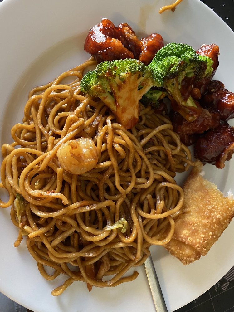 WOK INN 35 Photos & 83 Reviews Chinese 9804 S Military Trl