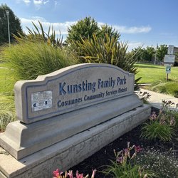 Kunsting Park - Front sign to tell you where you are.