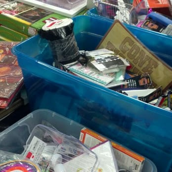 Walmart Supercenter - Broken toys and empty packages, the clearance pile is a bunch of junk! - Department Stores Near Me - Rosemead, California