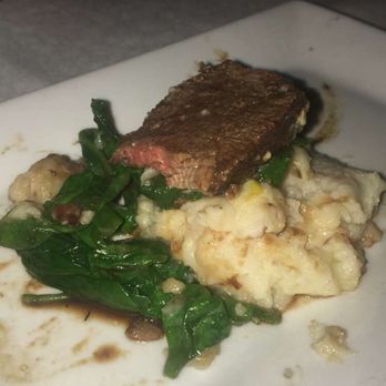 A Fish Called Avalon - Filet Mignon (medium well) with mashed potatoes - Seafood Near Me - Miami Beach, Florida
