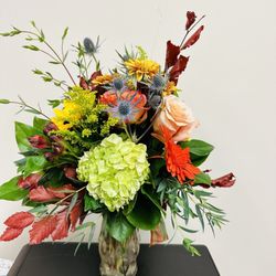 Whistlestop Florist - Beautiful designers preference arrangement!
