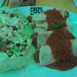 Crepelocks - Panqueca a bolonhesa com salada caesar