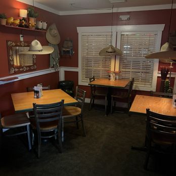 Lupe Tortilla - Inside seating - Mexican Near Me - Katy, Texas Lupe Tortilla - Inside seating - Mexican Near Me - Katy, Texas