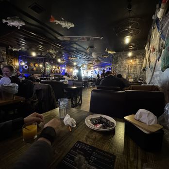The Monster Crab - Dining area - Cajun/Creole Near Me - Bayside, New York The Monster Crab - Dining area - Cajun/Creole Near Me - Bayside, New York
