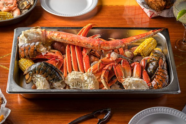 Crab King Cajun Boil & Bar by null