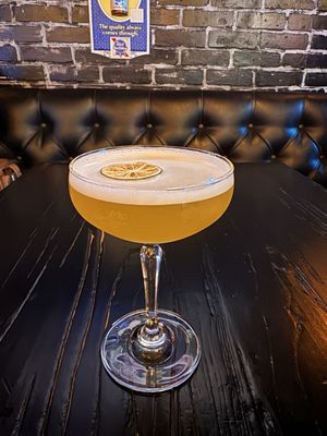 Rock & Rye American Bar by null