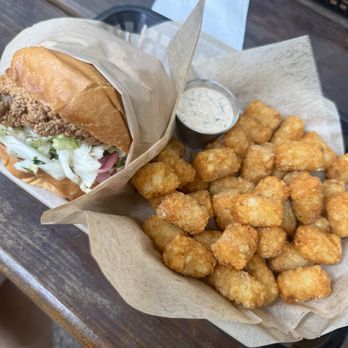 Lou's Chicken Shop - Chicken Shop Near Me - Moraga, California