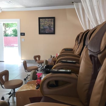 Angels Nails & Spa - Nail Salons Near Me - Chico, California