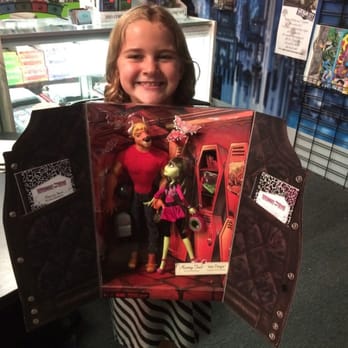 Gotham City Comics and Collectibles - It's all about the presentation at the comic con! - Comic Books Near Me - Mesa, Arizona Gotham City Comics and Collectibles - It's all about the presentation at the comic con! - Comic Books Near Me - Mesa, Arizona