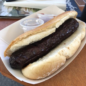 Five Suits Brewing - hot dog - Breweries Near Me - Vista, California Five Suits Brewing - hot dog - Breweries Near Me - Vista, California
