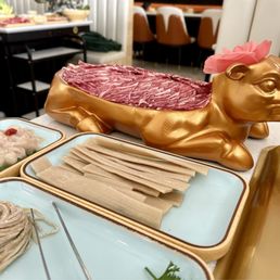 From Left to Right: Garlic Chicken, Handmade Noodles, Konjac Noodles, Flat Iron Beef From Left to Right: Garlic Chicken, Handmade Noodles, Konjac Noodles, Flat Iron Beef