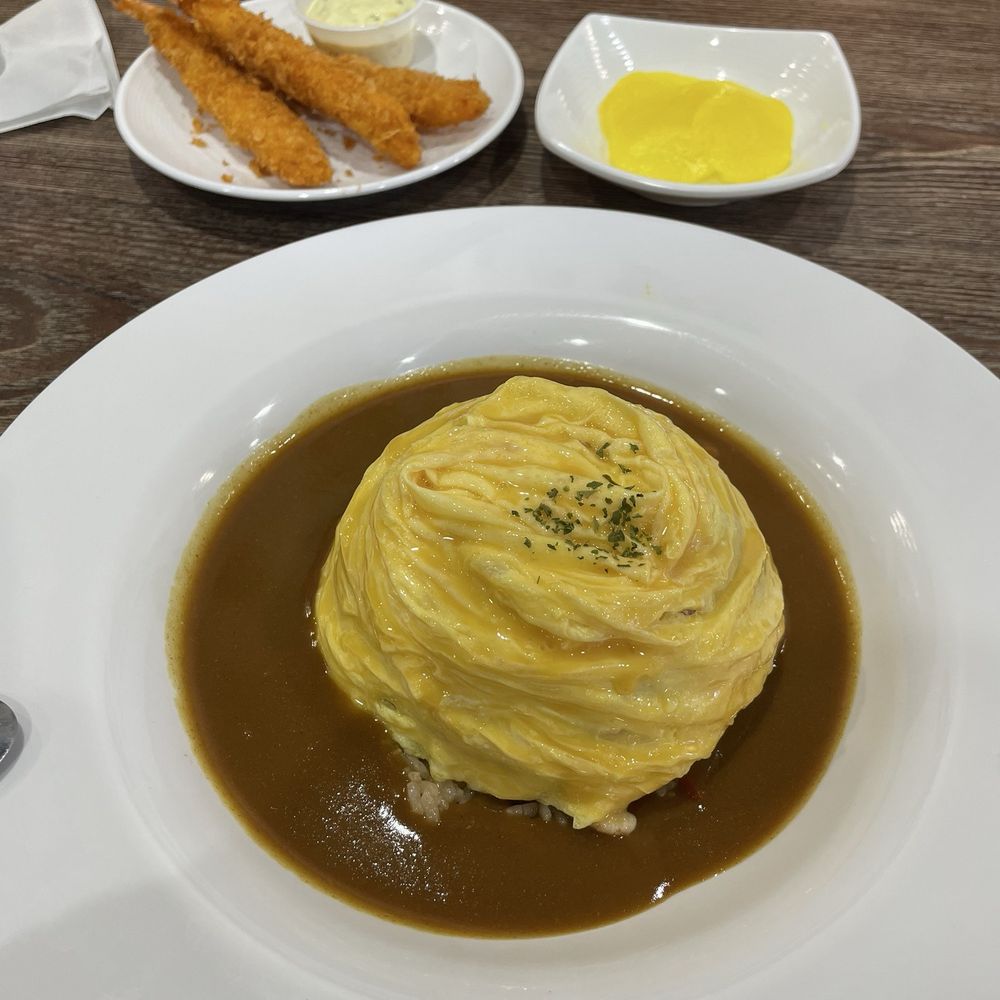 11. Curry Omurice 11. Curry Omurice