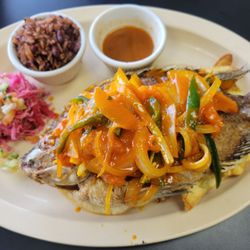 Sabor K-tracho Restaurant - Pescado Frito