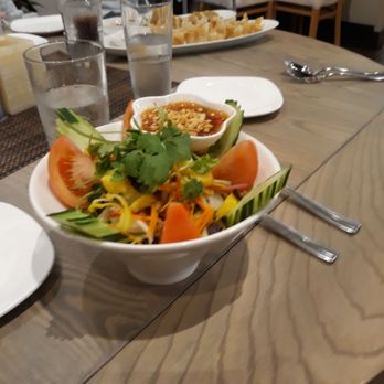 Bamboo Penny's - Penny Salad Pad Thi Chicken Pennys combo - Thai Near Me - Leawood, Kansas