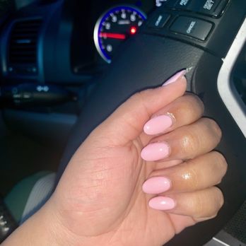 Select Nail Spa & Boutique - Friend 1: with the dip powder request - Nail Salons Near Me - Glendale Heights, Illinois