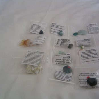 Sedona - gems...the staff has aloha spirit here - Jewelry Near Me - Honolulu, Hawaii Sedona - gems...the staff has aloha spirit here - Jewelry Near Me - Honolulu, Hawaii